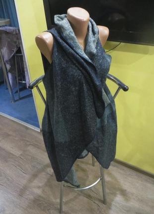 Теплый стильный удлиненный жилет,кардиган, безрукавка.