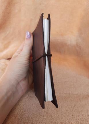 Шикарный кожаный стильный блокнот на резинке большой кожаная обложка натуральная кожа записная книжка3 фото