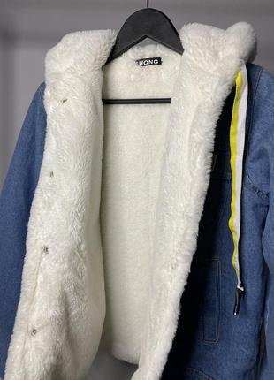 Джинсовая курточка с мехом2 фото