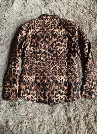 Куртка рубашка прошитая стёганая леопардовая3 фото