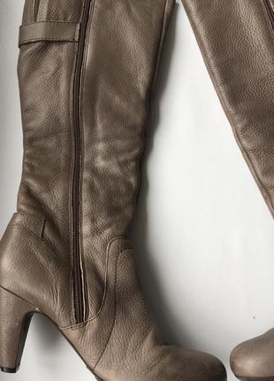 Высокие серые кожаные сапоги италия р.39-408 фото