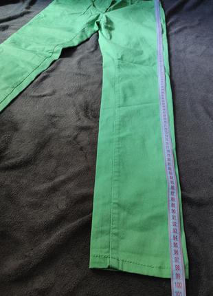 Зеленые джинсы с высокой посадкой h&m2 фото