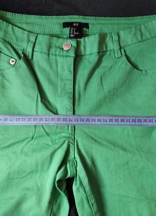 Зеленые джинсы с высокой посадкой h&m4 фото
