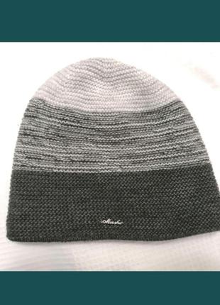 Шапка серый три оттенка серого меланж внутри флис