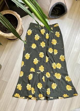 Новая винтажная летнаяя шифоновая миди юбка с воланом в цветы2 фото