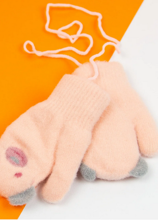 Рукавиці .дитячі рукавиці на 2 - 3 - 4 року зимові на мотузочці з ведмежам