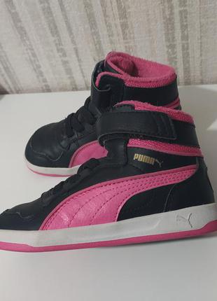 Черевички на дівчинку