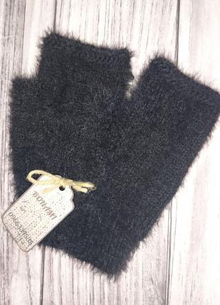 Пушистые зимние митенки - черные женские перчатки без пальцев