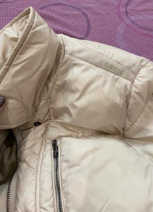 Пуховик- куртка  с искусственным воротником geox2 фото