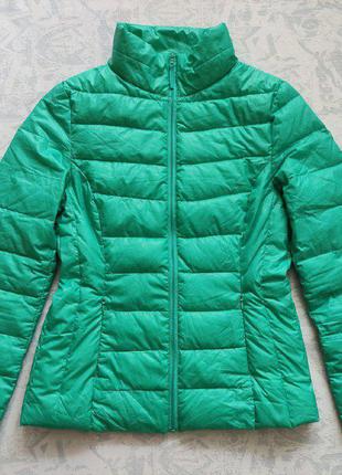 Легкий женский пуховик - 90 % натуральный пух