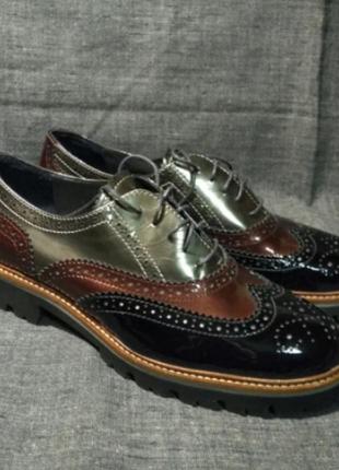 Лакированные туфли лоферы (италия)