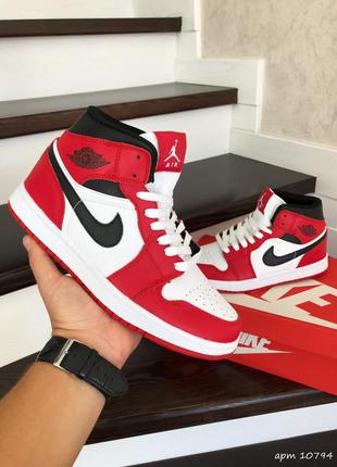 Кросівки жіночі nike air jordan червоні чорні / кросівки жіночі найк аїр джордан червоні кроси