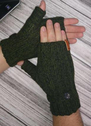 Зимние мужские митенки - вязаные перчатки для мужчин (хаки)4 фото