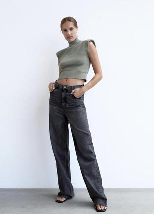 Топ з об'ємними рукавами від zara