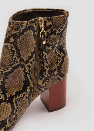 Ботинки в анималистичный принт с квадратным носком на молнии на невысоком каблуке camaieu4 фото