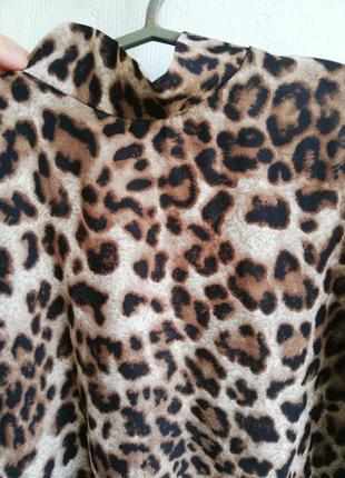 Рубашка,блуза с горлышком воротник стойка, леопардовый принт, размер s/m ivivi2 фото