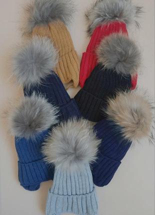 Комплект зимний шапка с натуральным мехом енота и хомут на флисе
