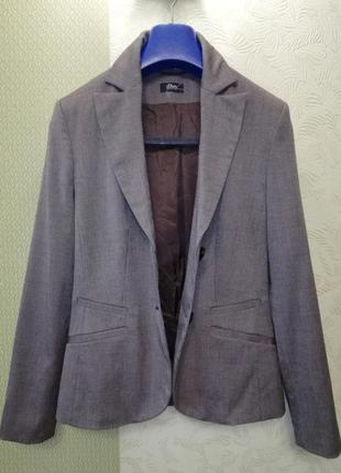 Стильний базовий піджак красивого сіро-коричневого відтінку8 фото