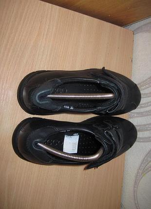 Продам кожаные туфли фирмы ecco 36 размера . 5