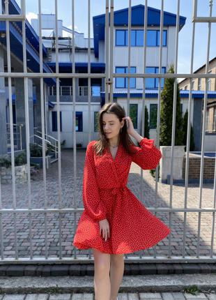 Вечірній ошатне плаття червоне в горох