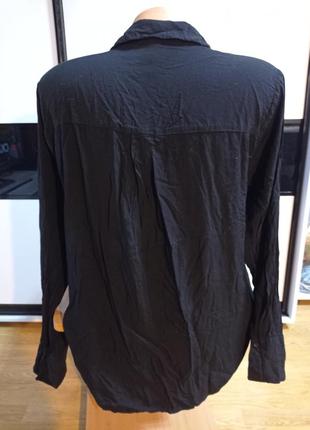 Вискозная фирменная череая блуза, рубашка.2 фото