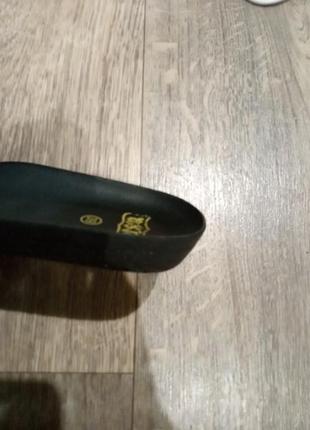 Чорні кроссівки на високій підошві з принтом пітону8 фото