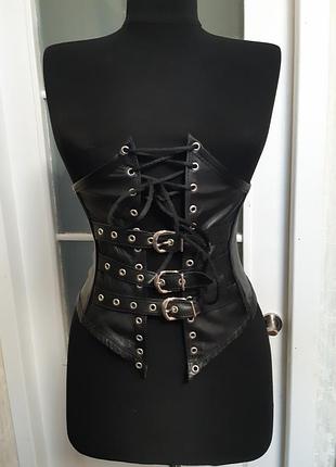 Корсет чёрный на шнуровках и ремешках фирменный натуральная кожа