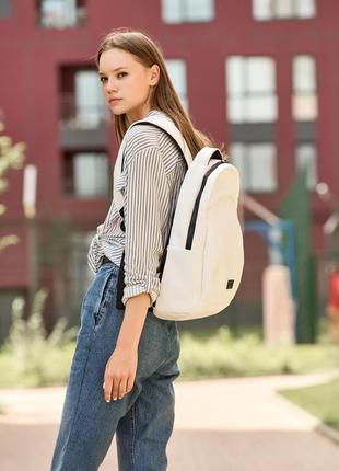 Жіночий білий рюкзак місткий і стильний для прогулянок, спорту і навчання2 фото