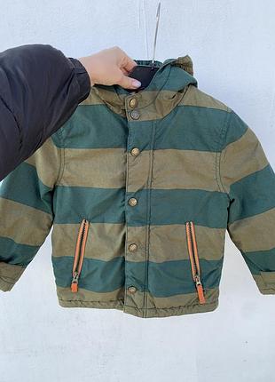 Неймовірна куртка 4-6 р