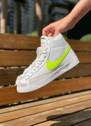 Blazer mid vintage 77 neon white брендові жіночі високі білі салатові стильні неонові кросівки найк жіночі білі салатові модні кросівки1 фото