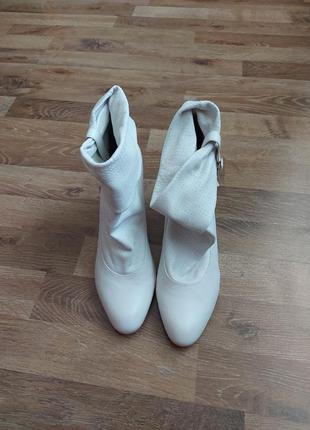 Ботинки женские2 фото