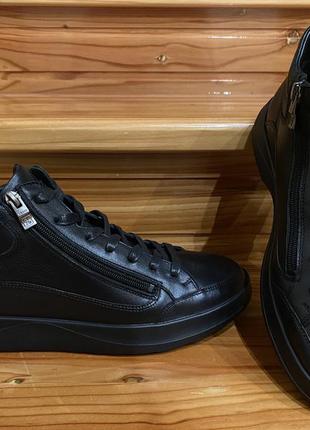 Ботинки кожа черевики шкіряні