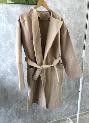 Жіноче пальто