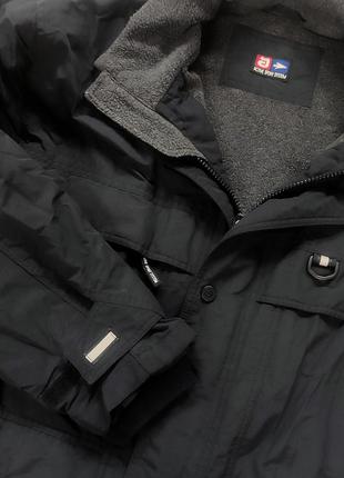 Marks & spencer очень красивая черная куртка с  лёгким, тонким капюшоном (прячется в воротник)3 фото