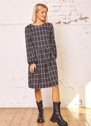 Шерстое платье в клетку