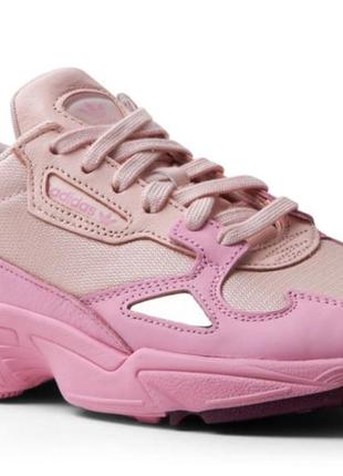 Кроссовки adidas 38 р. кожа