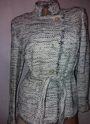 Красивый тёплый женский пиджак с поясом р.121 фото