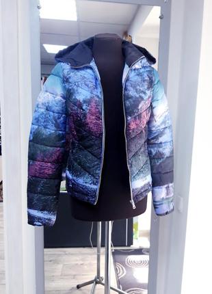 Интересная теплая курточка c&a размер 34 евро1 фото