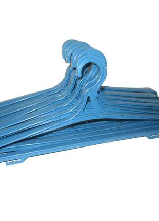 Голубые пластмассовые вешалки плечики 42см крепкие для верхней одежды