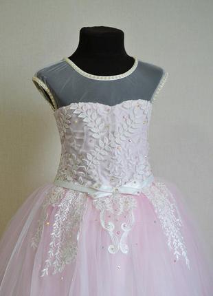 Нарядное бальное платье на девочек 5-7 лет пышное детское, бледно-розового цвета6 фото