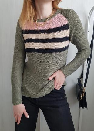 Чудова в'язана кофтинка хакі