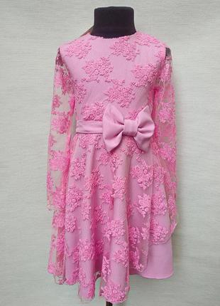 Нарядное детское платье на девочку от 5 до 10 лет с вышивкой