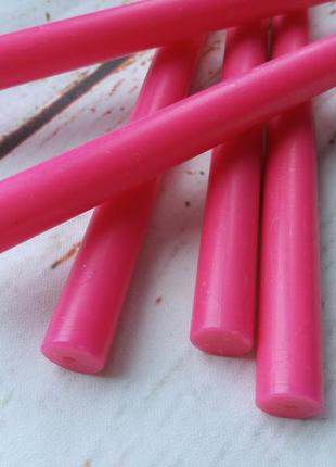 Ярко-розовый матовый сургуч #20 в стержнях.2 фото