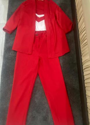 Костюм брючний ,оверсайз,трійка.