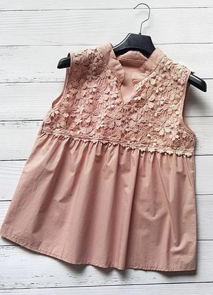 Блузка летняя с цветочным кружевом сверху