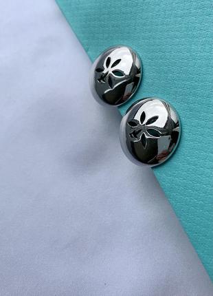 Винтажные клипсы от monet