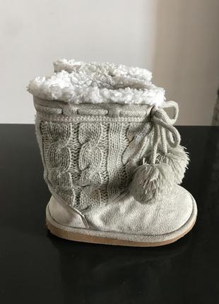 Чоботи ugg