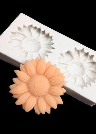 Силіконова форма "соняшник" - розмір молдовського 10*5см, силікон