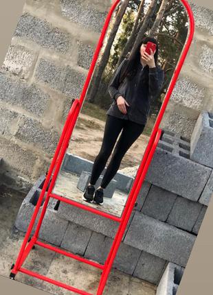 Красное металическое напольное зеркало в полный рост для одежды3 фото