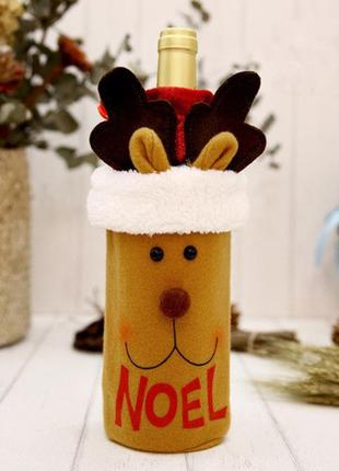 Новогодний декор на бутылку олень 25 на 13 см разноцветный